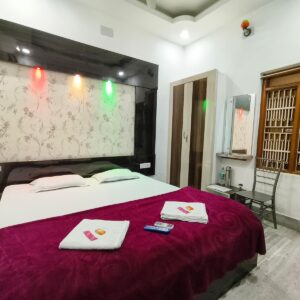 Deluxe AC Room (Bobby Premium Residency )